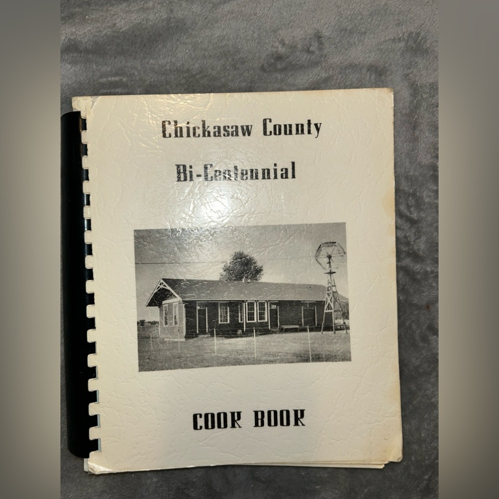 📚BOOK SALE 5 for $20📚 Chickasaw County Bi-Centennial Cookbook, Spiral Bound